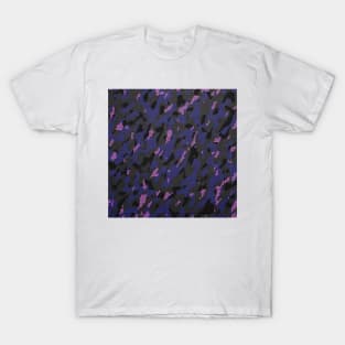 Camouflage - gray and purple pink T-Shirt